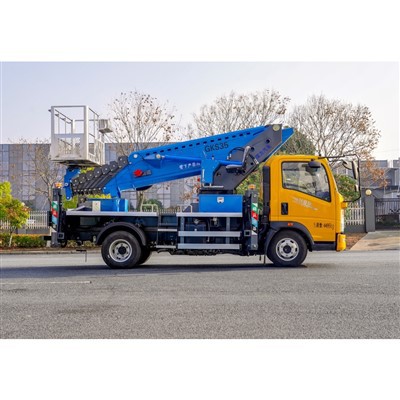 Rough-Terrain Scissor Lift Truck ISUZU New or Used 30 Meters High Altitude Operation Truck