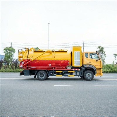 DONGFENF 5 CBM Concrete Mixer Truck, 4x2 Drive